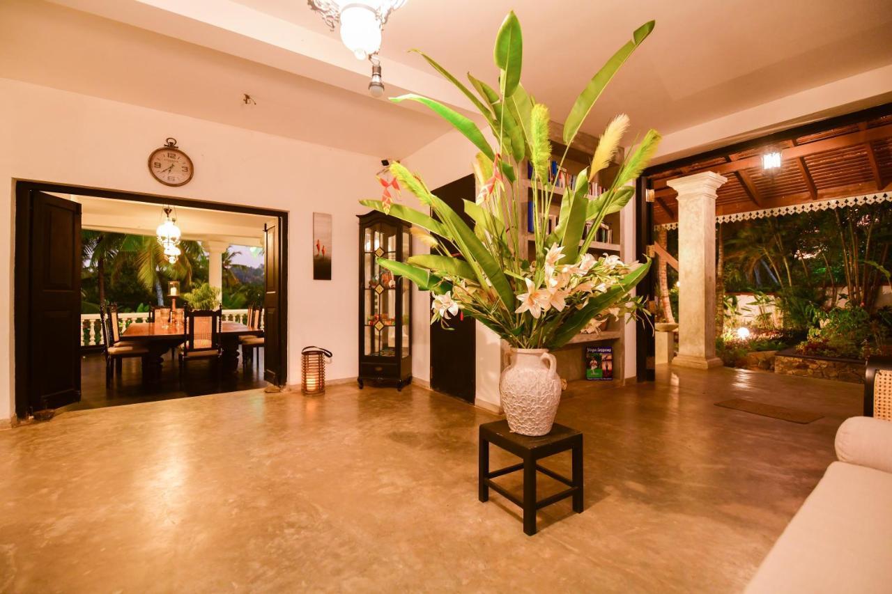 Tropical House - Jungleside Villa Hikkaduwa Esterno foto